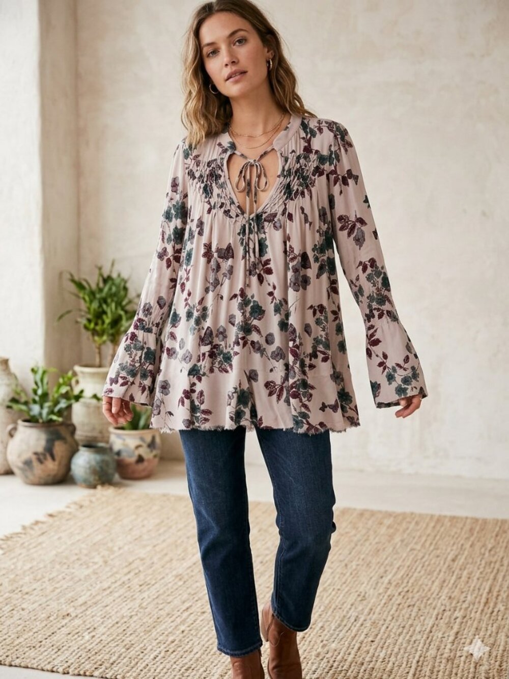 Free People Floral Peasant Blouse XS Smocked Bell Sleeve Tie Neck Mauve Boho EUC